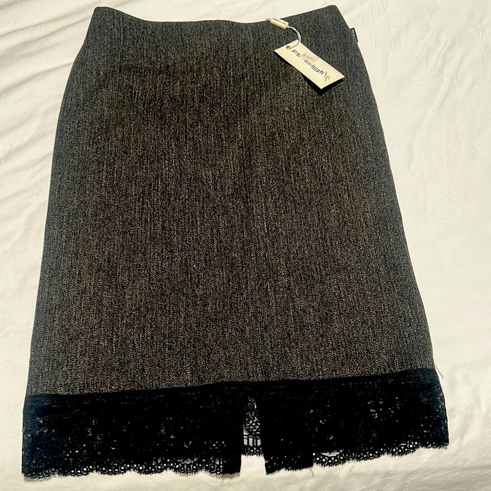 Artigli skirt with lace trim